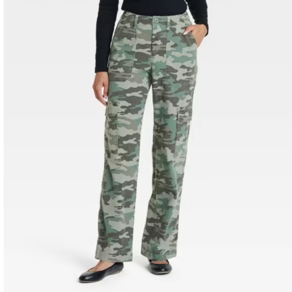 Universal Thread Jeans